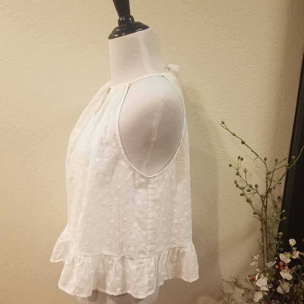 Caution To The Wind White Lace Halter Top Medium - Picture 2 of 6